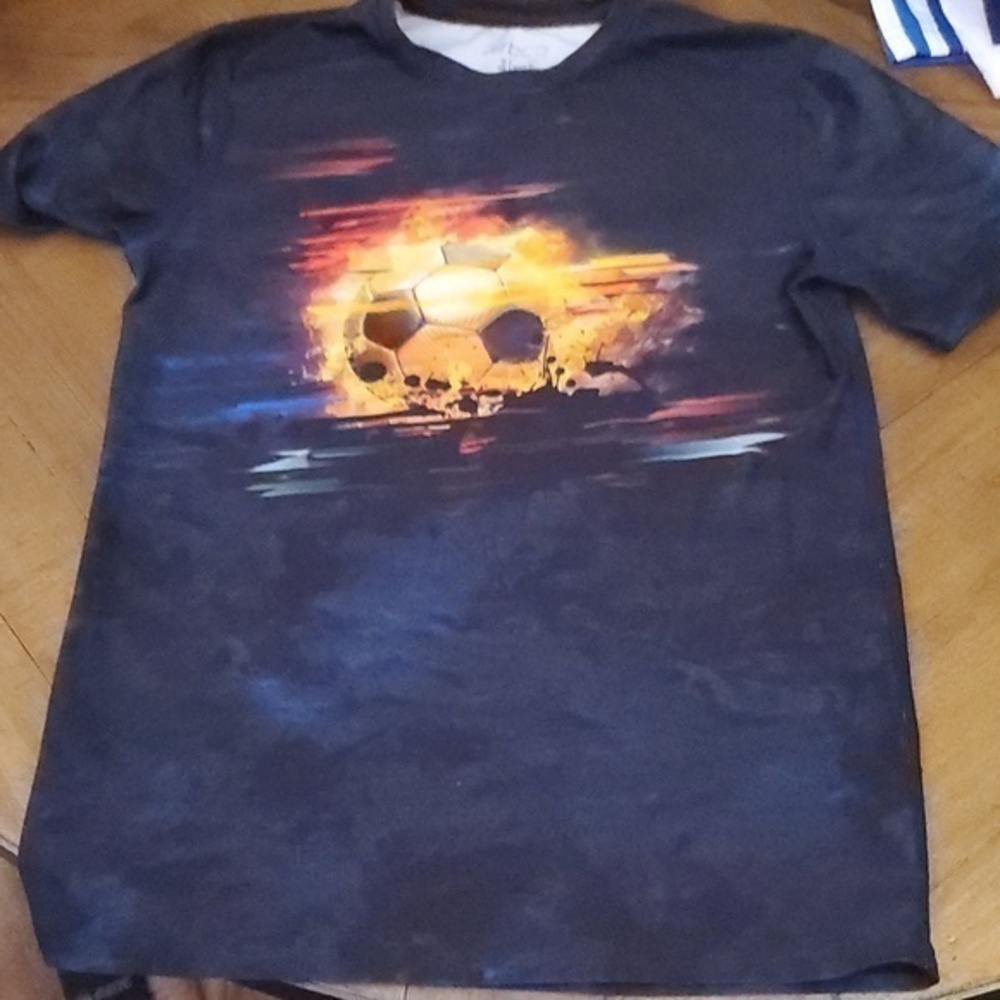 🐻 BCG Activewear shirt Size 8